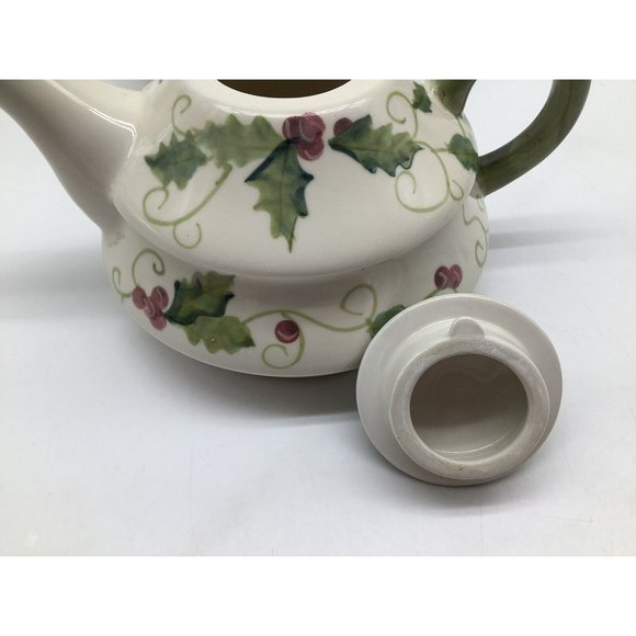 Tracy Porter Tea for One Christmas Holly Set - Picture 9 of 12